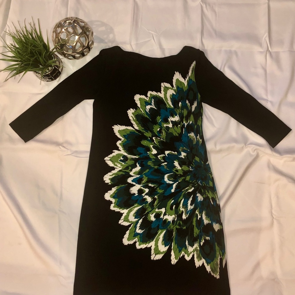 Maggie London 3/4 sleeve dress w flower print